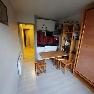 studio-pied-des-pistes-saint-lary.midi-pyreneeshotels.com/